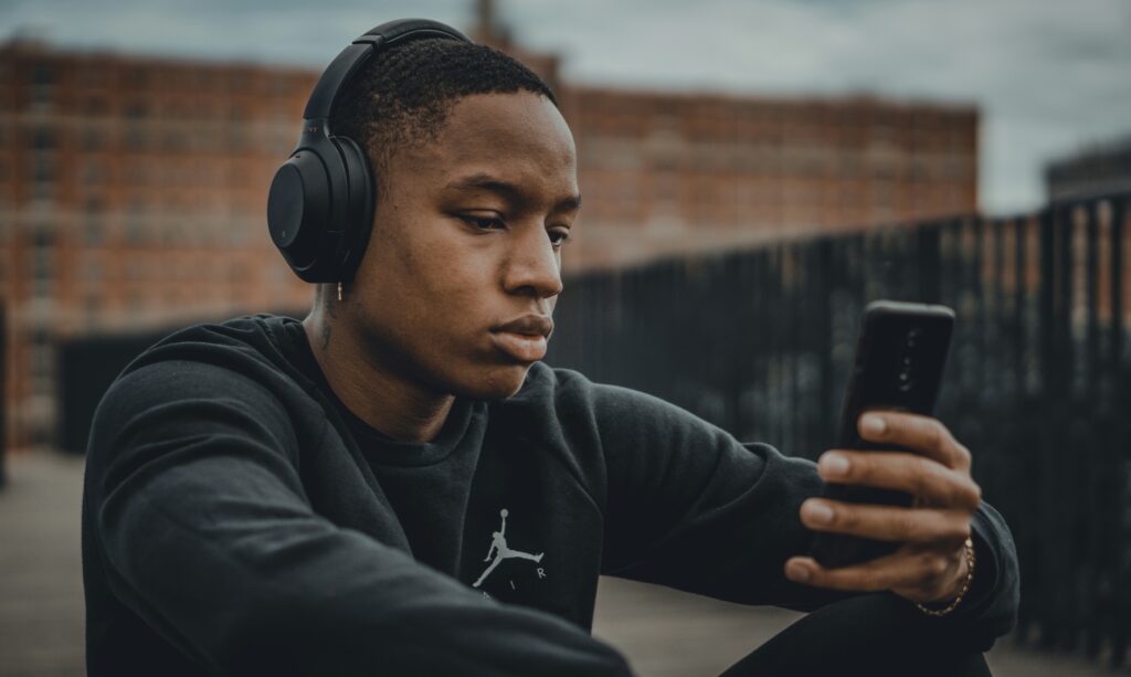 headphone harm our ears