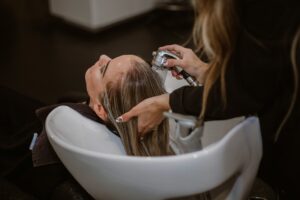 Best Hair Care Routine for Frizzy Hair